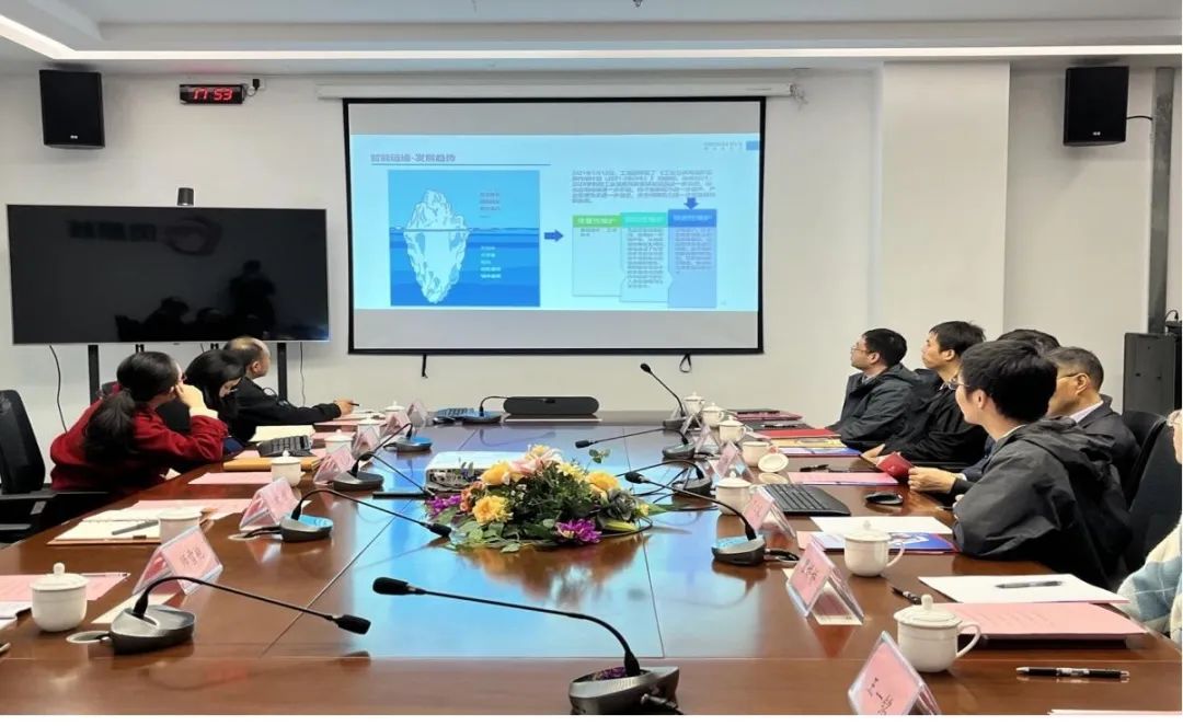 明思为与凤麟核集团进行技术交流座谈